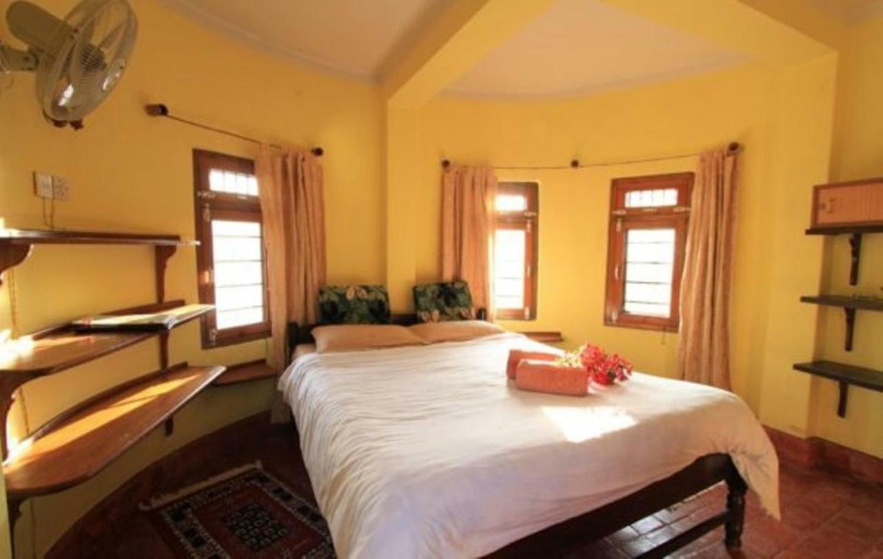 Castle Hotel Pokhara Exterior foto